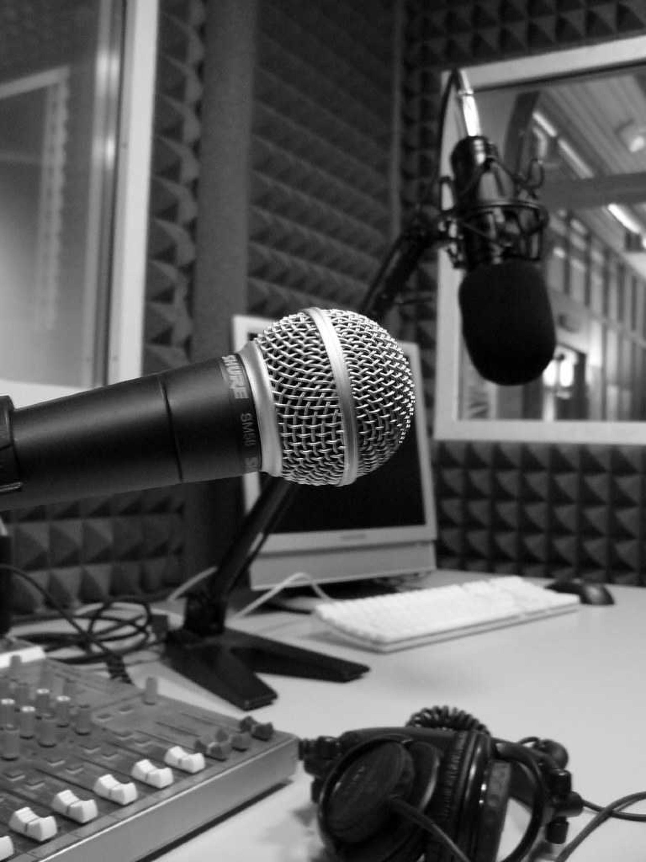 radio.jpg -